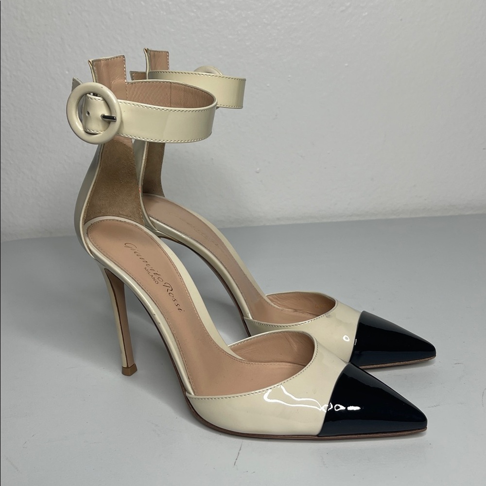 Gianvito Rossi Beige Two Tone Black Cap Toe Ankle Strap Leather Heels Size 36
